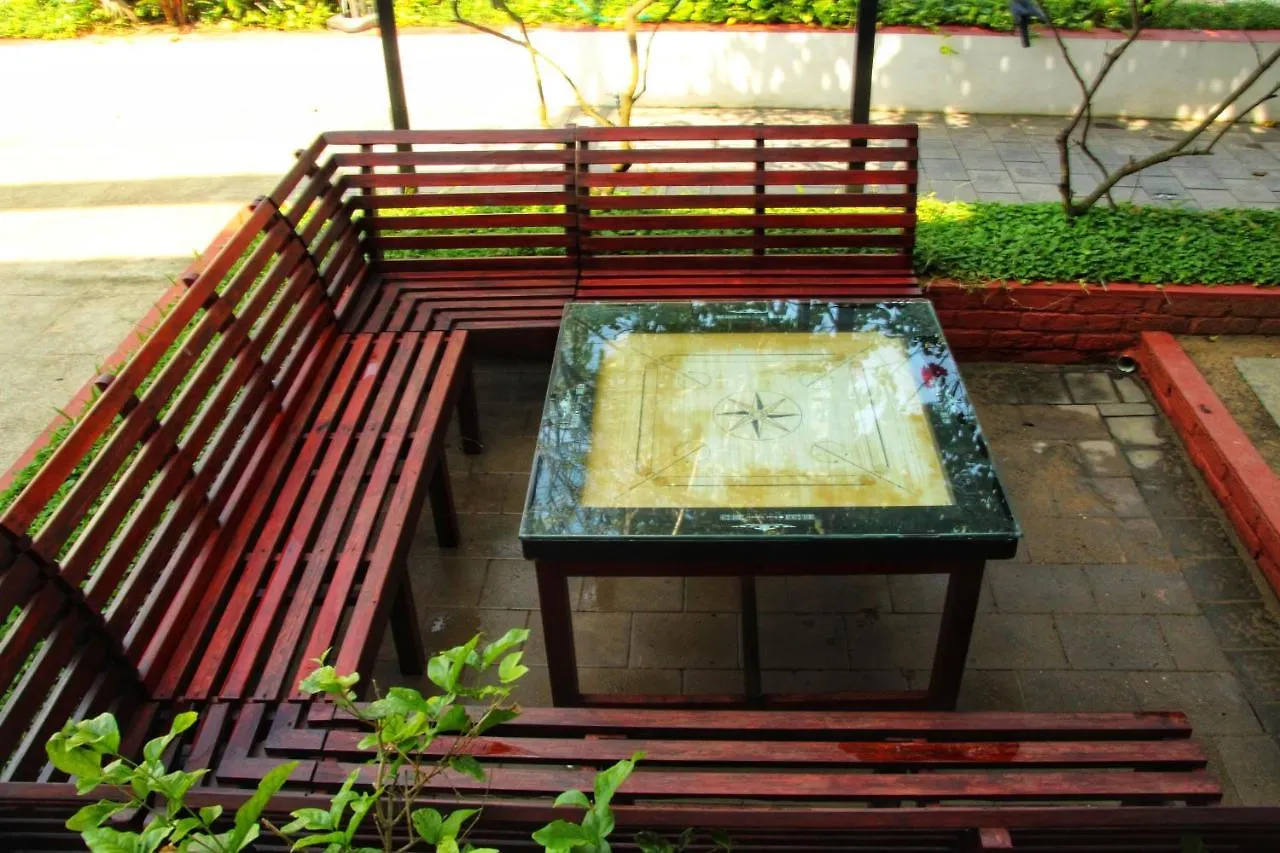 ** Hotel Petit Elephant Cherai Beach India